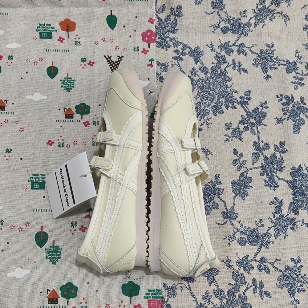 Onitsuka Tiger by Asics Cream Double-Strap Mary Jane Flats - Picture 6 of 10